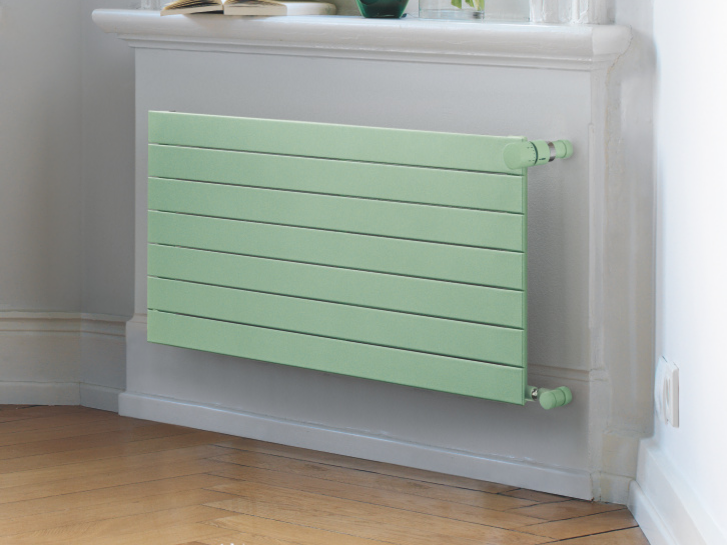 Zehnder_RAD-Nova-milieu-livingroom_PastelGreen Rendering Zehnder Nova Decorative radiator Angled view