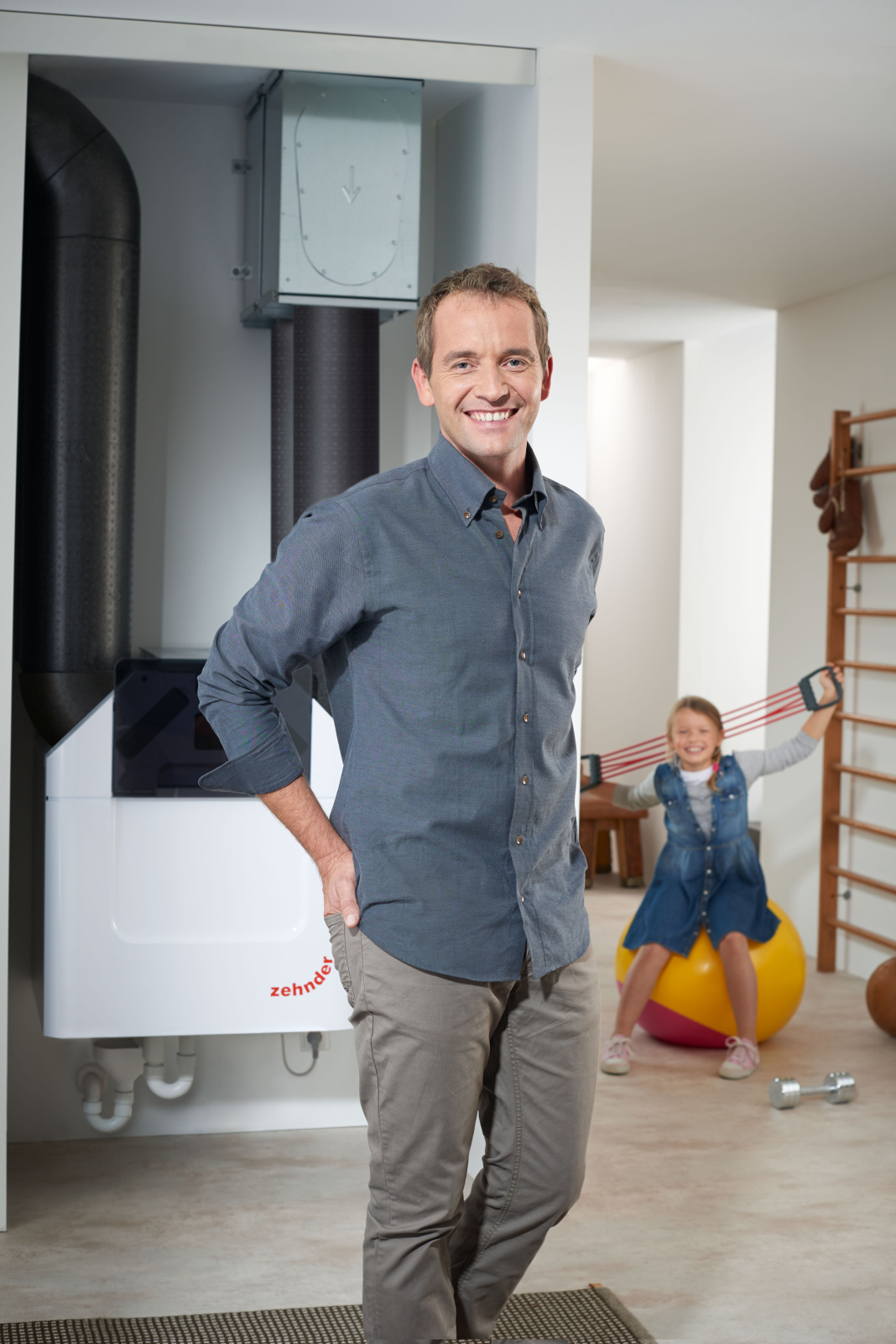 Rendering Zehnder ComfoAir Q450 TR Comfortable indoor ventilation Angled view