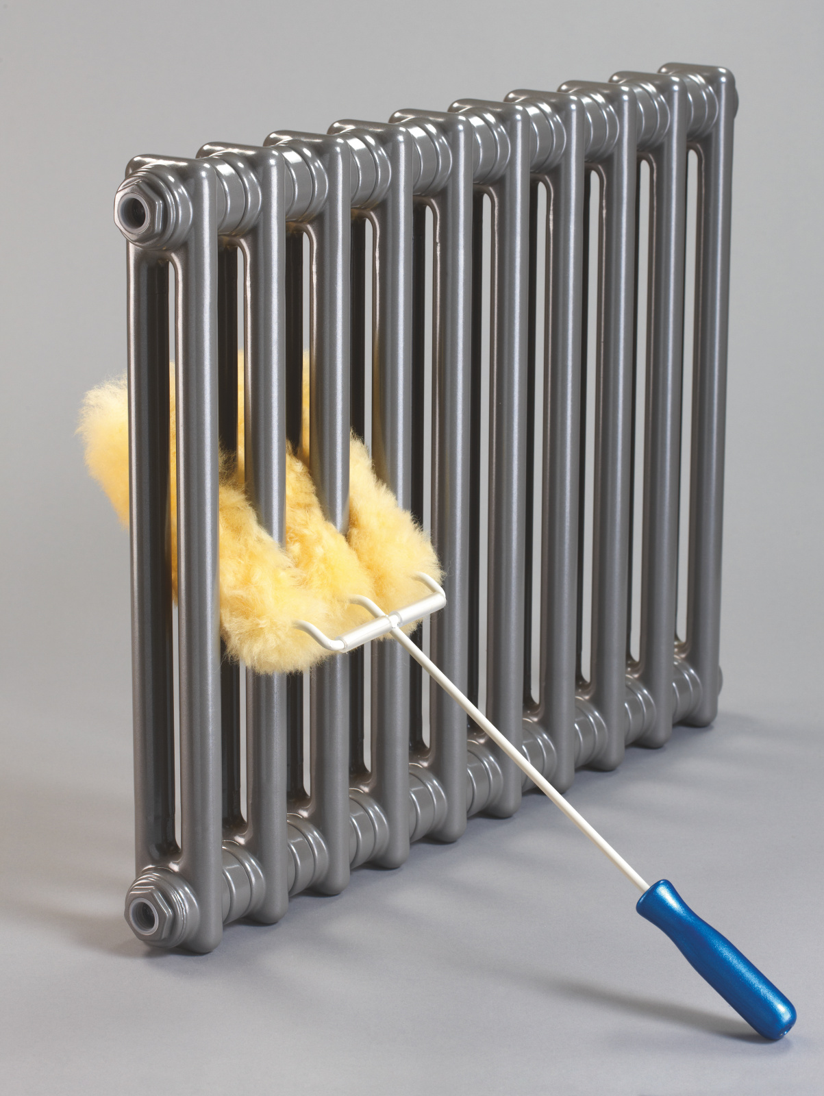 Zehnder_RAD_Charleston_lambswool cleaning brush Rendering Zehnder Charleston Decorative radiator 3D view
